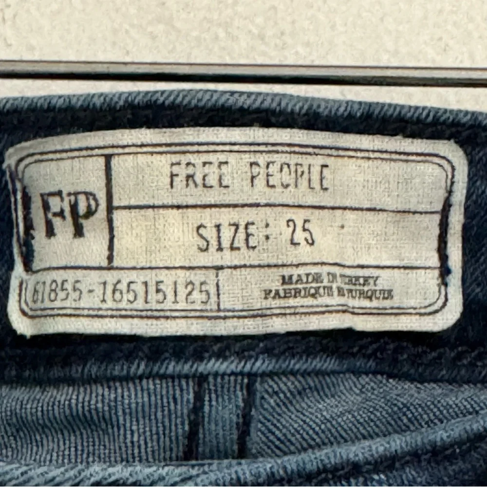 Free People Hippie Hi-Lo Bell Bottom Flare Jeans Blue 25